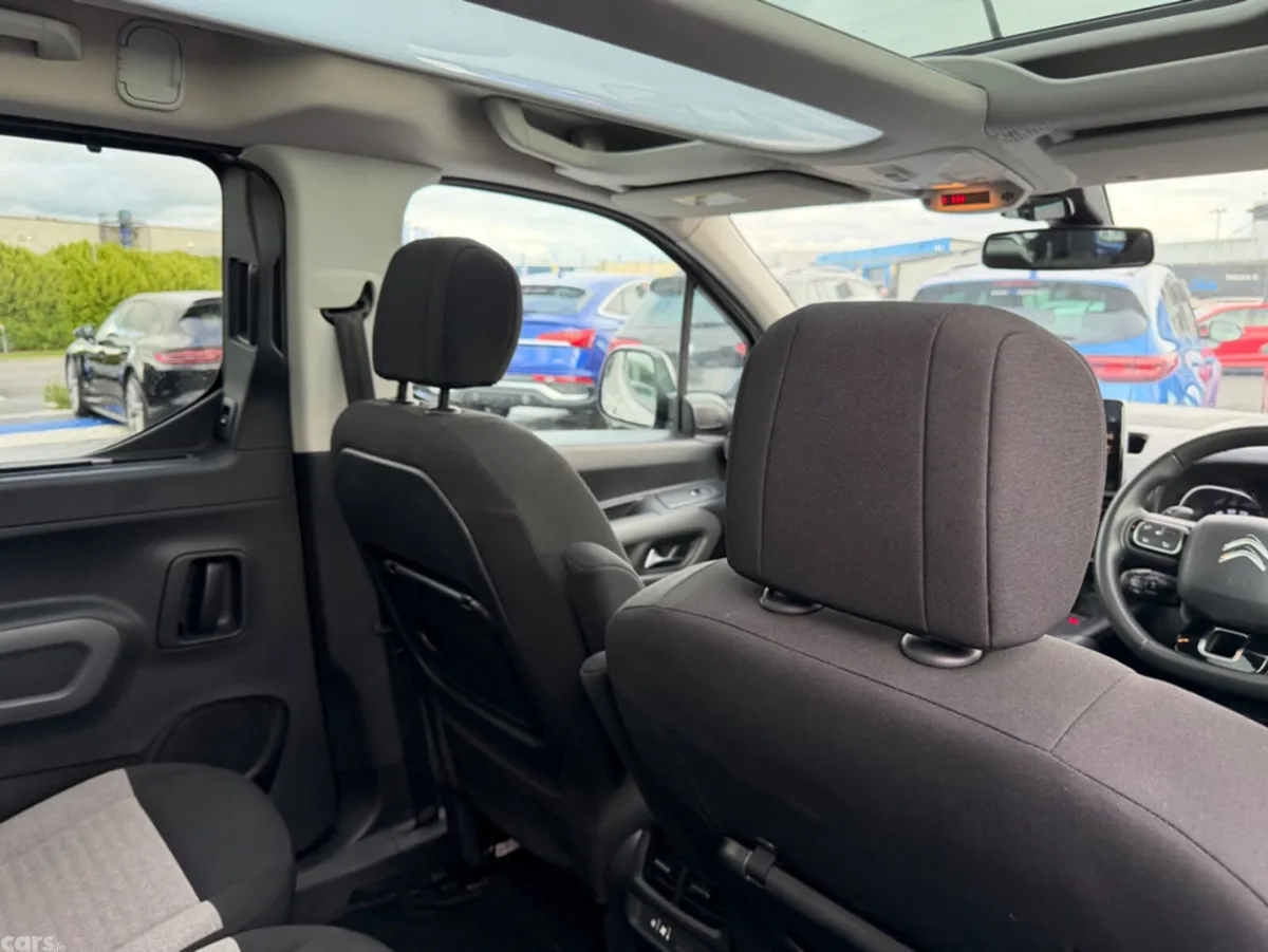 Citroen Berlingo Multispace MPV, Diesel, 2021, Beige