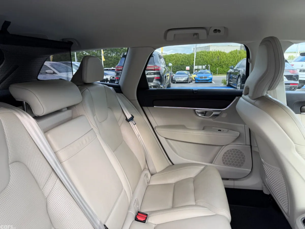 Volvo V90 Estate, Diesel, 2019, White