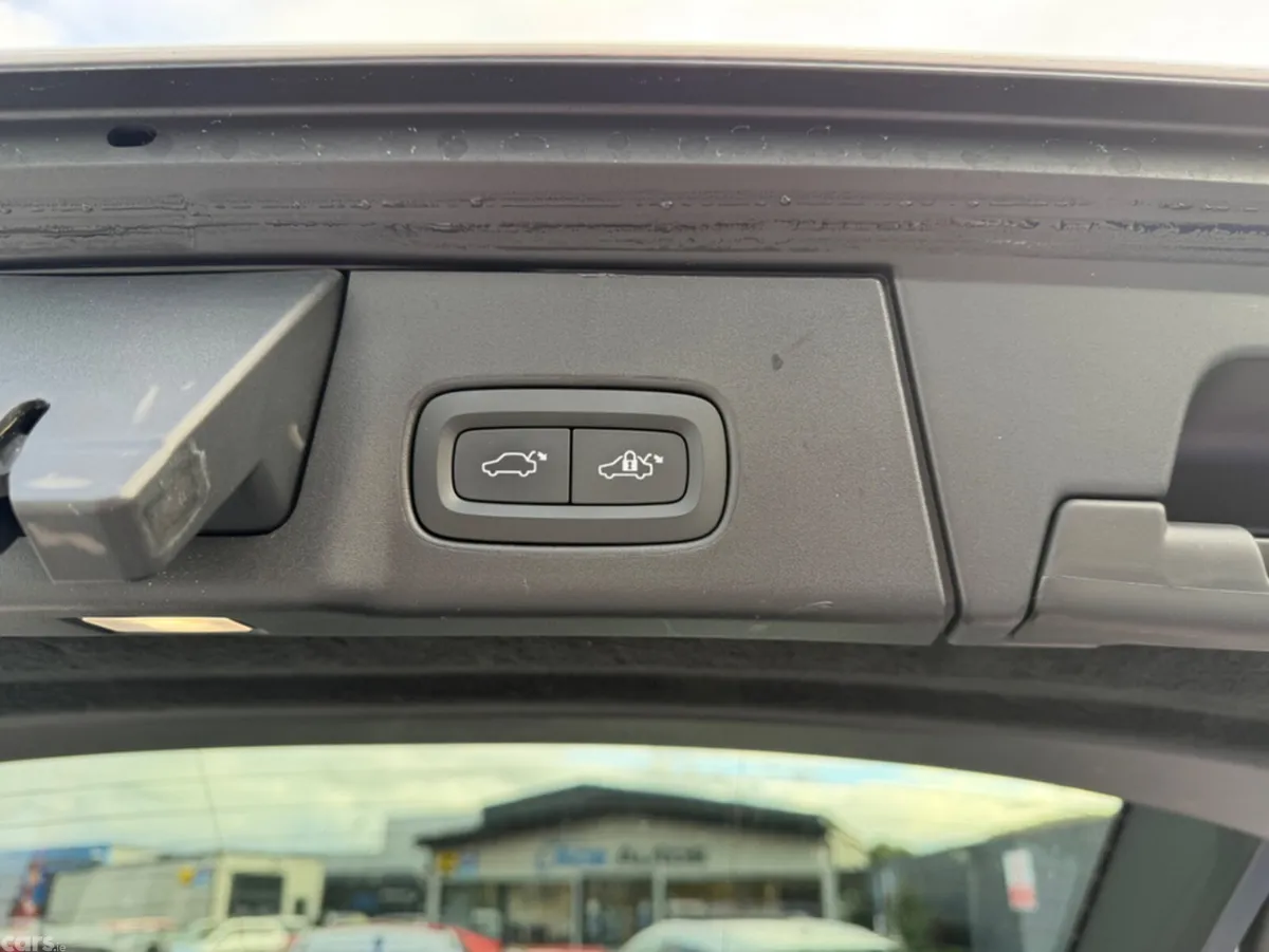 Volvo V90 Estate, Diesel, 2019, White
