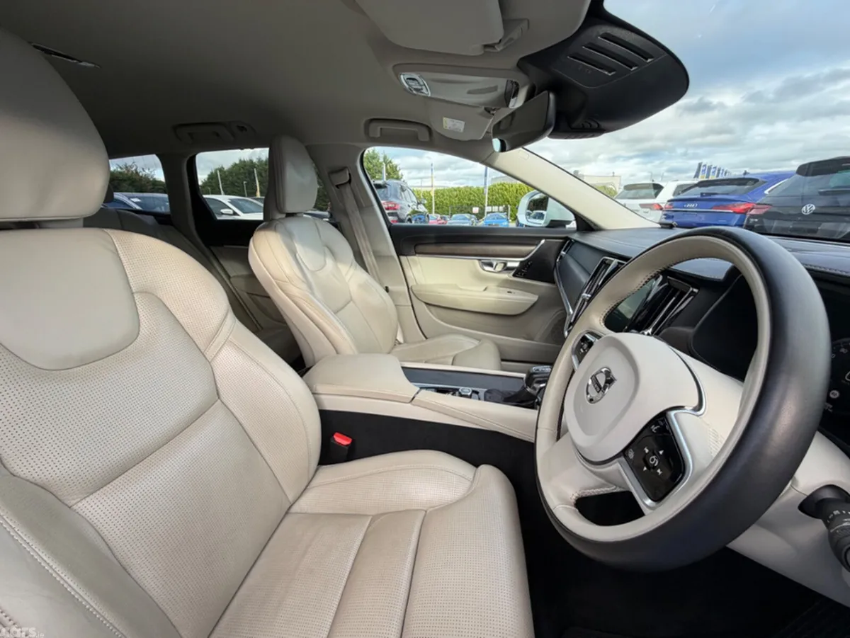Volvo V90 Estate, Diesel, 2019, White