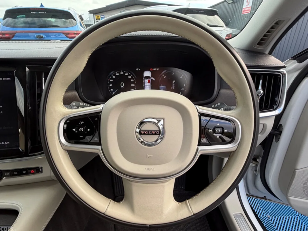 Volvo V90 Estate, Diesel, 2019, White