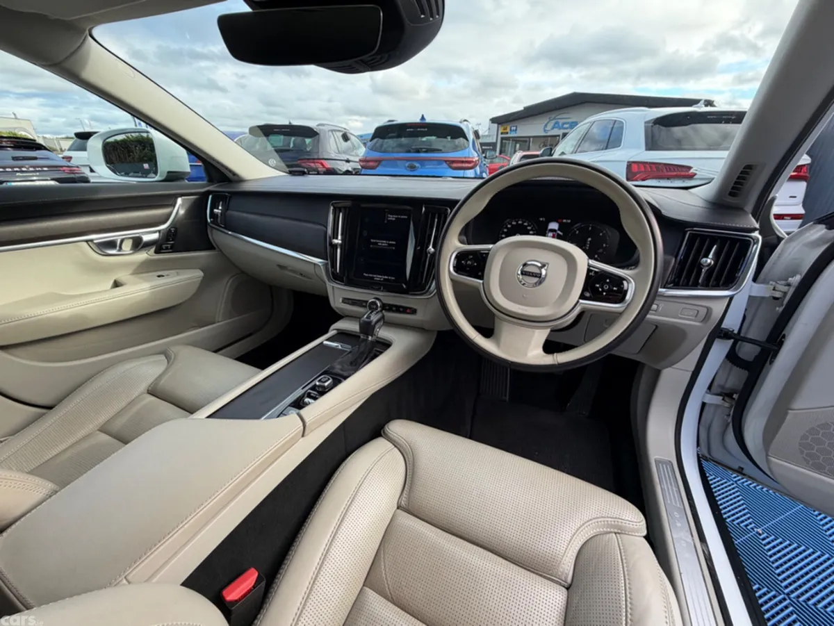 Volvo V90 Estate, Diesel, 2019, White