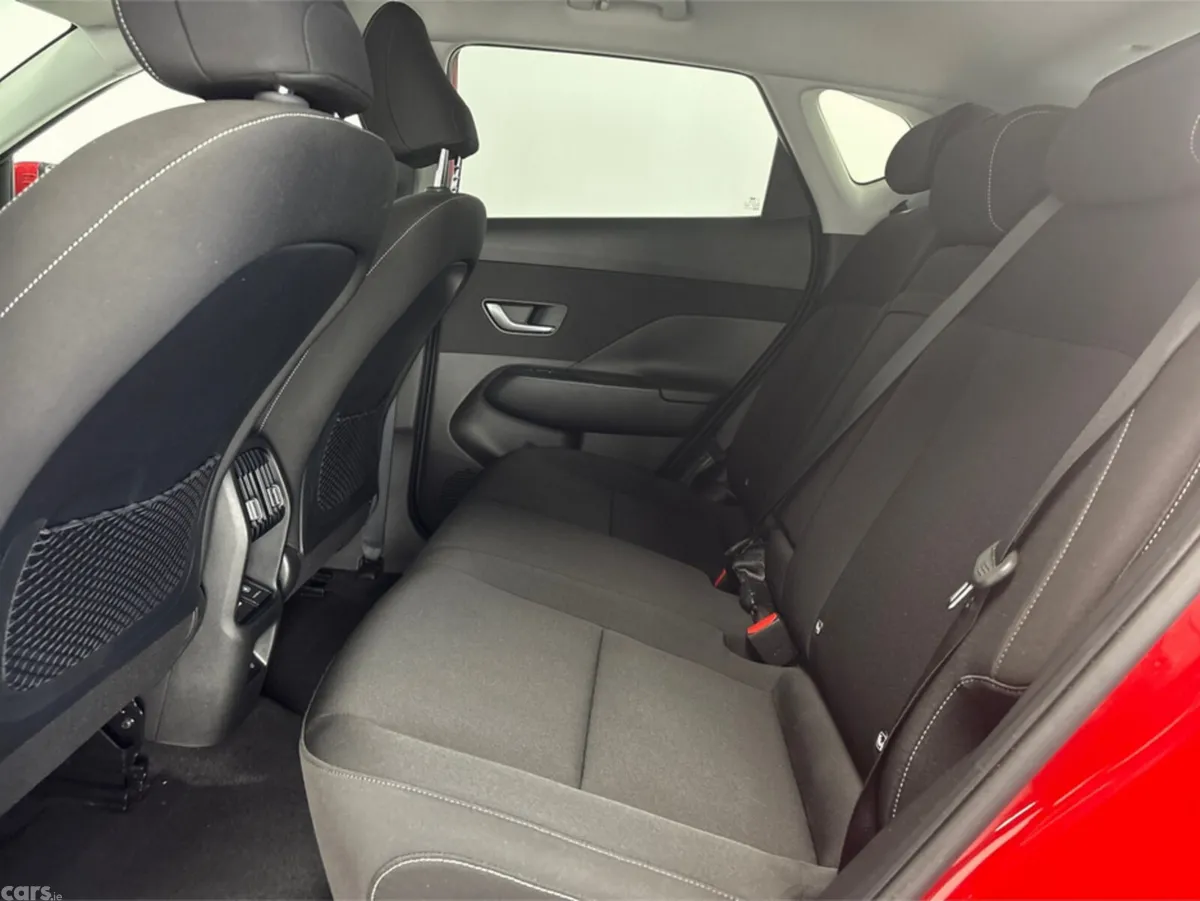 Hyundai KONA Hatchback, Electric, 2025, Red