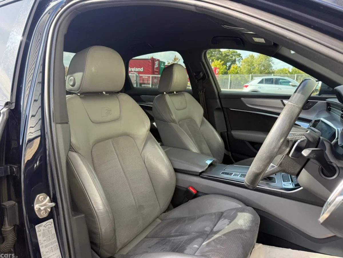 Audi A6 Saloon, Diesel, 2019, Blue