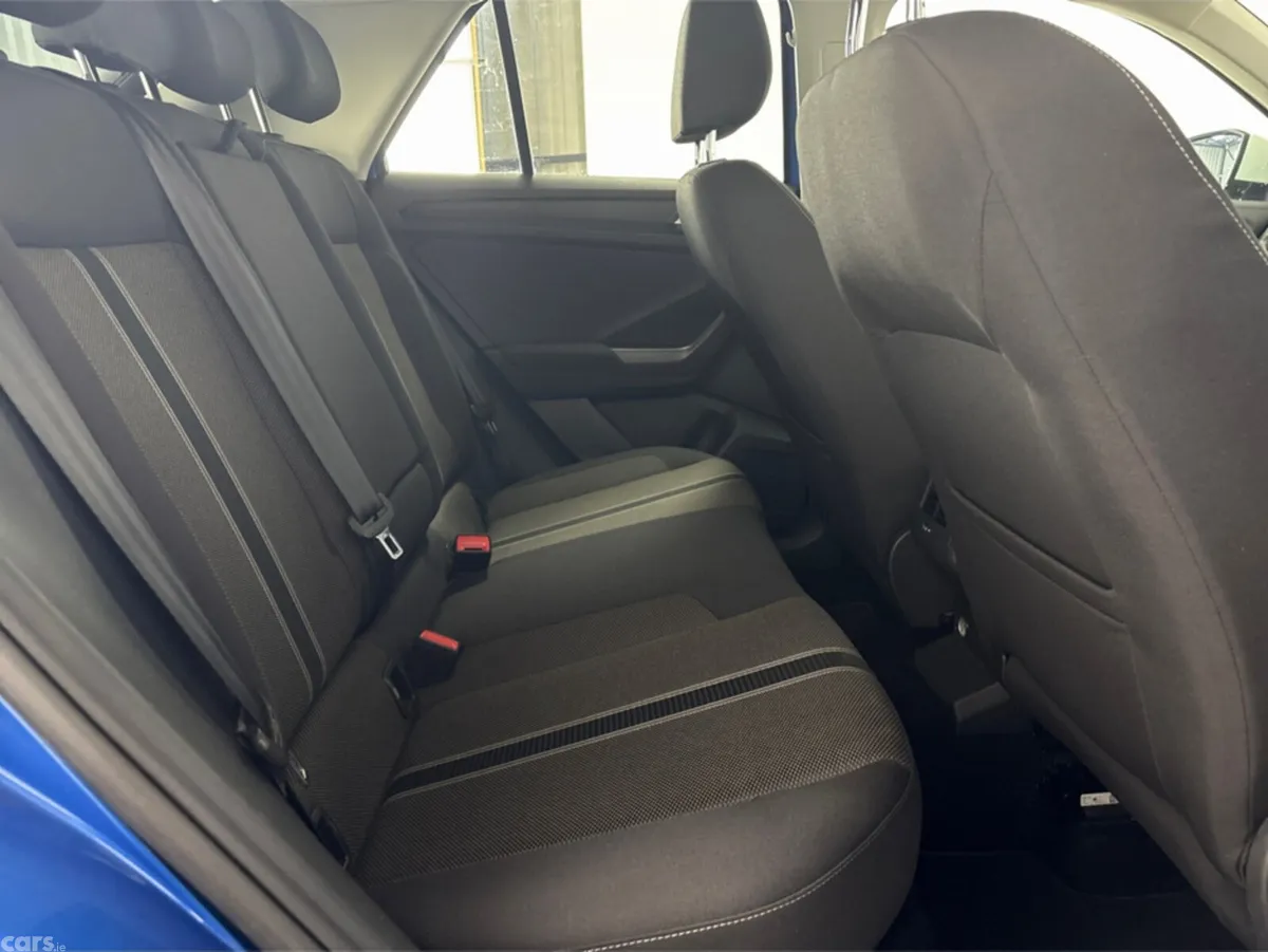 Volkswagen T-Roc Estate, Diesel, 2019, Blue