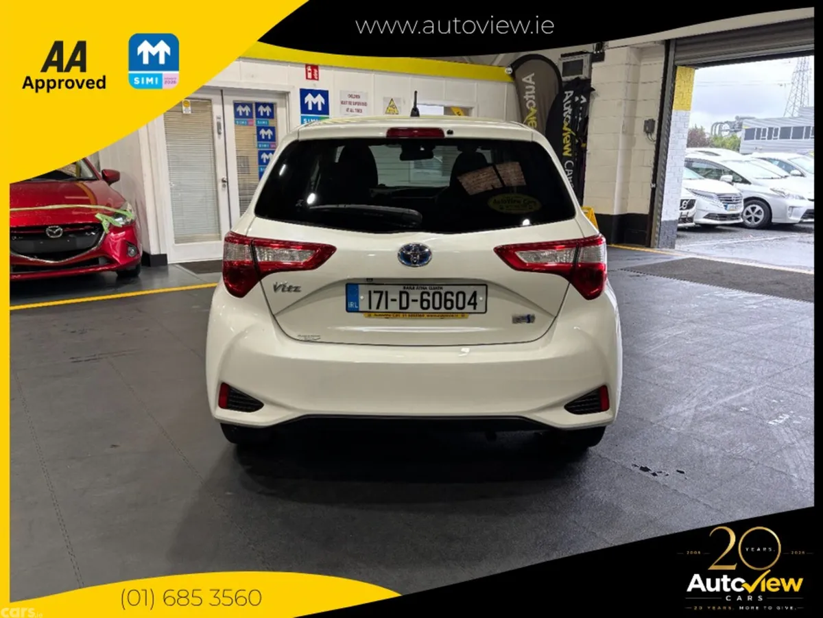 Toyota Vitz Hatchback, Petrol, 2017, White