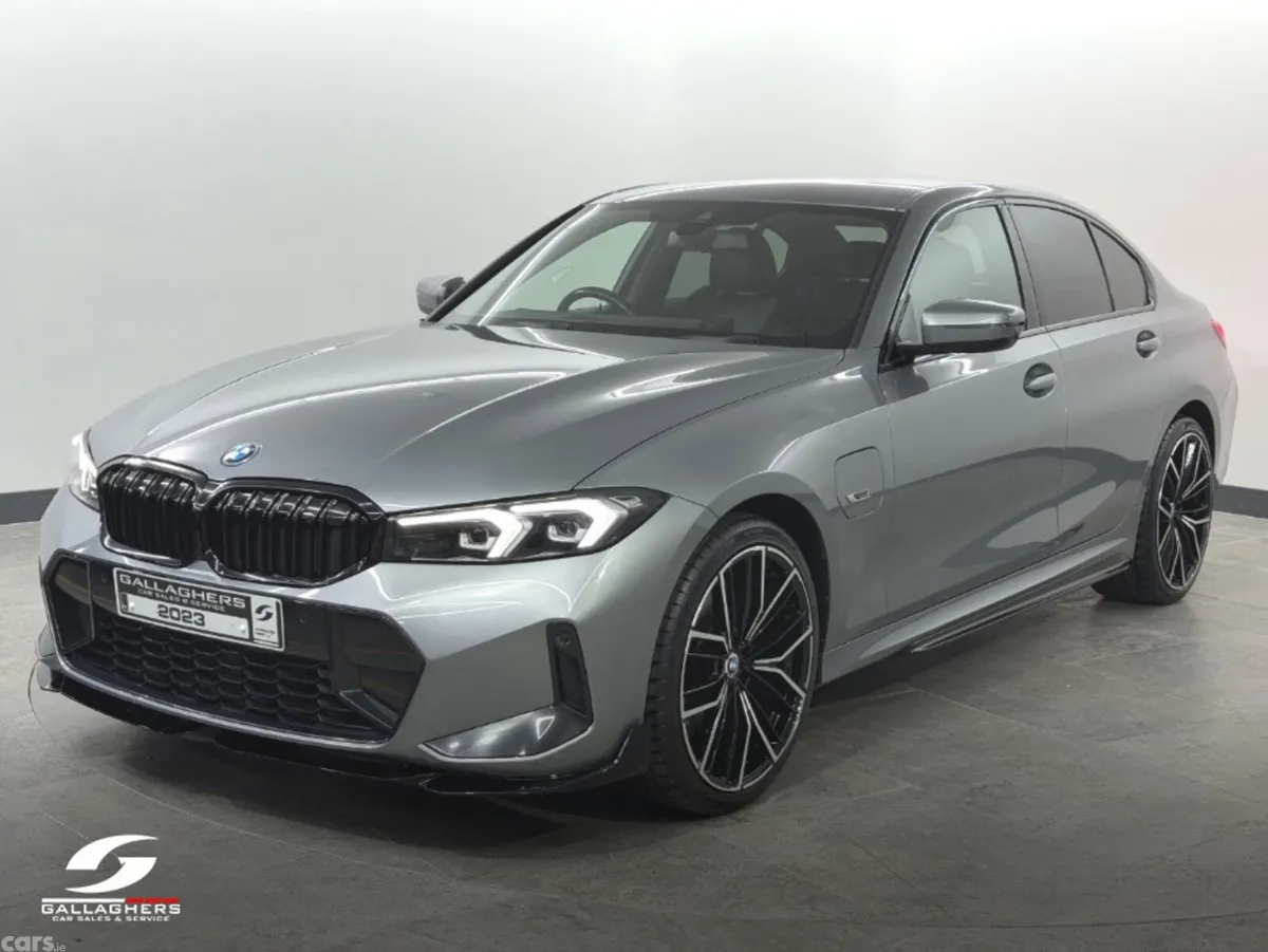 BMW 3-Series Saloon, Petrol Plug-in Hybrid, 2023, Grey