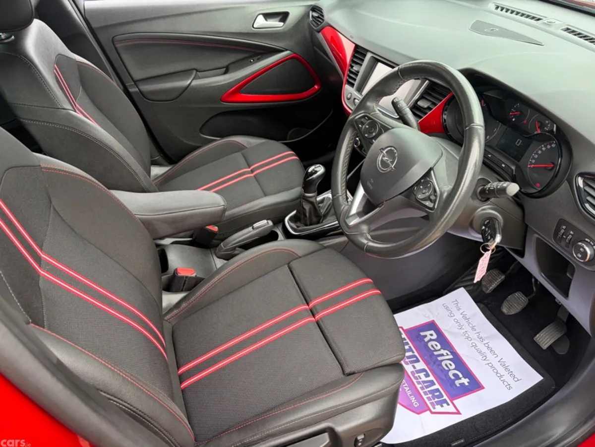 Opel Crossland MPV, Petrol, 2021, Red