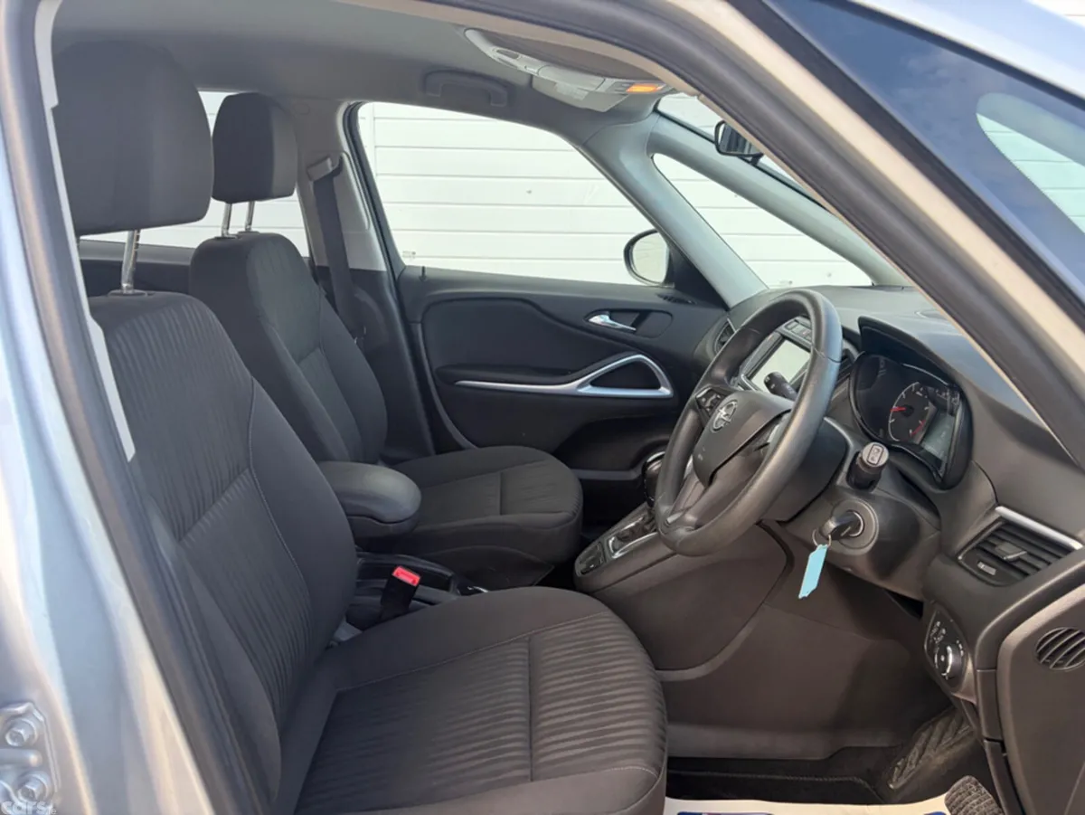 Opel Zafira MPV, Petrol, 2018, Grey