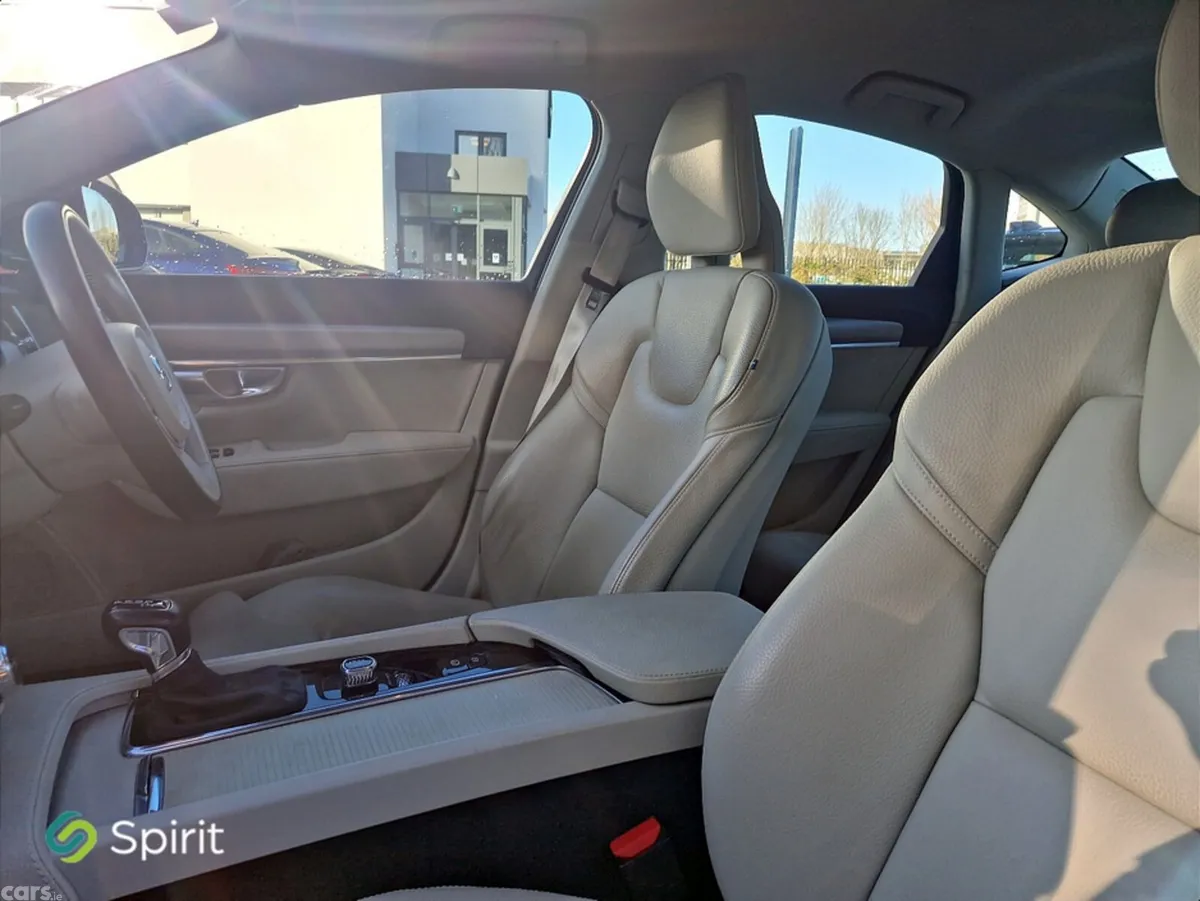 Volvo S90 Saloon, Diesel, 2018, Blue