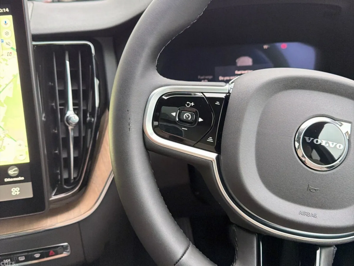 Volvo XC60 SUV, Petrol Plug-in Hybrid, 2026, Black