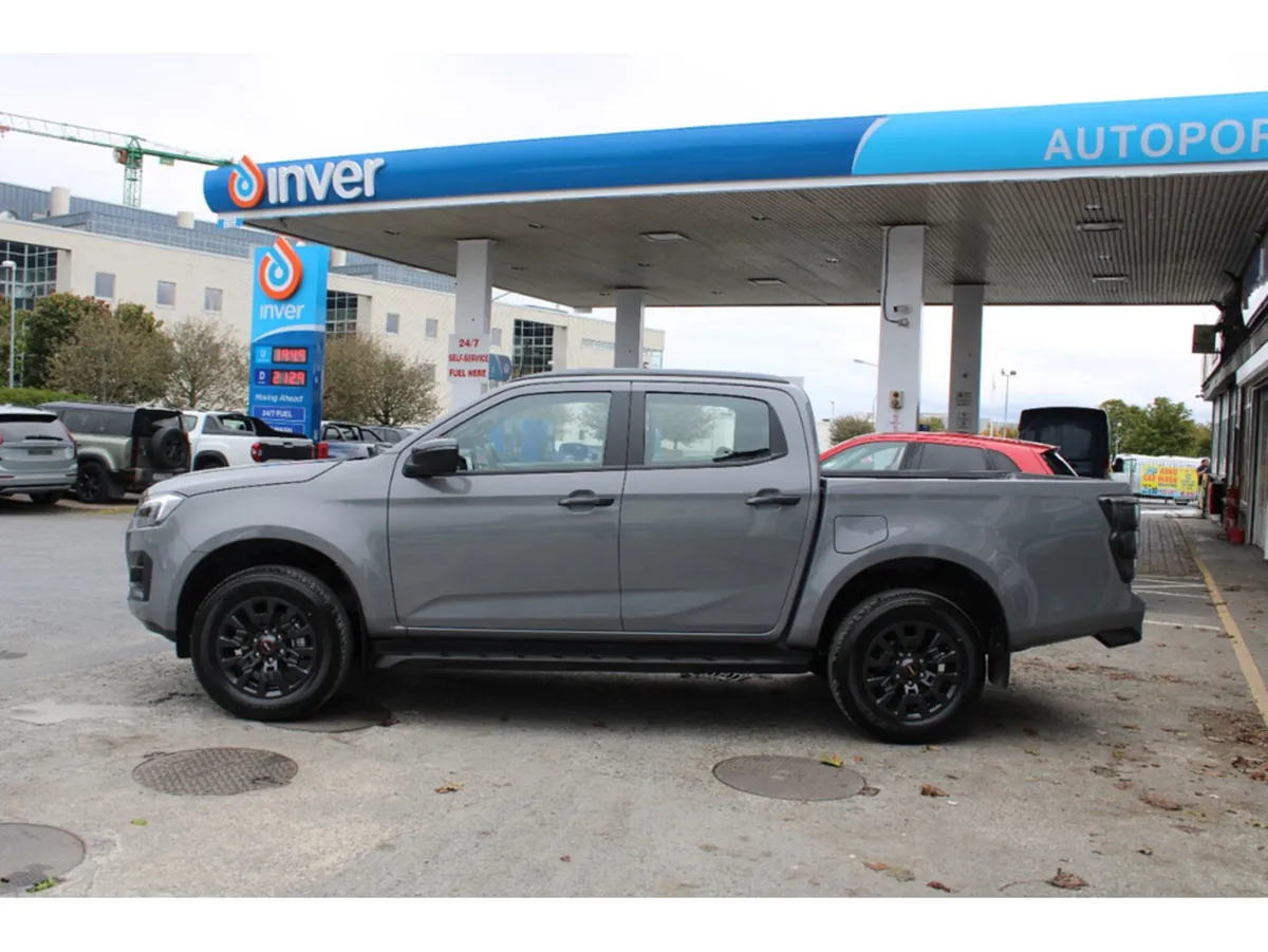 Isuzu D-Max Pick Up, Diesel, 2027, Grey