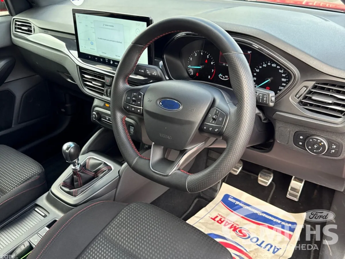 Ford Focus Hatchback, Petrol Hybrid, 2025, Red