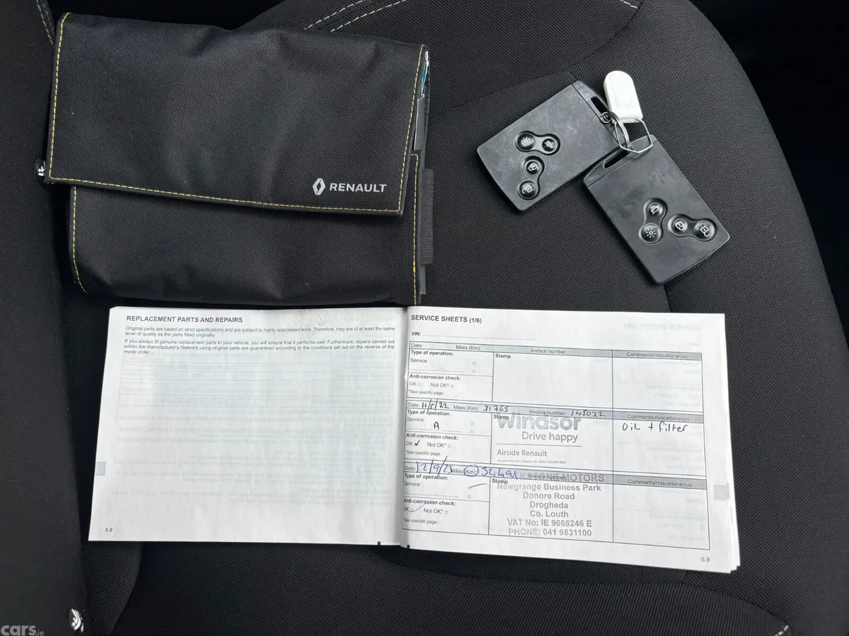 Renault Captur Hatchback, Petrol, 2019, White