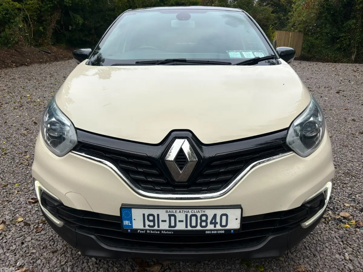 Renault Captur Hatchback, Petrol, 2019, White