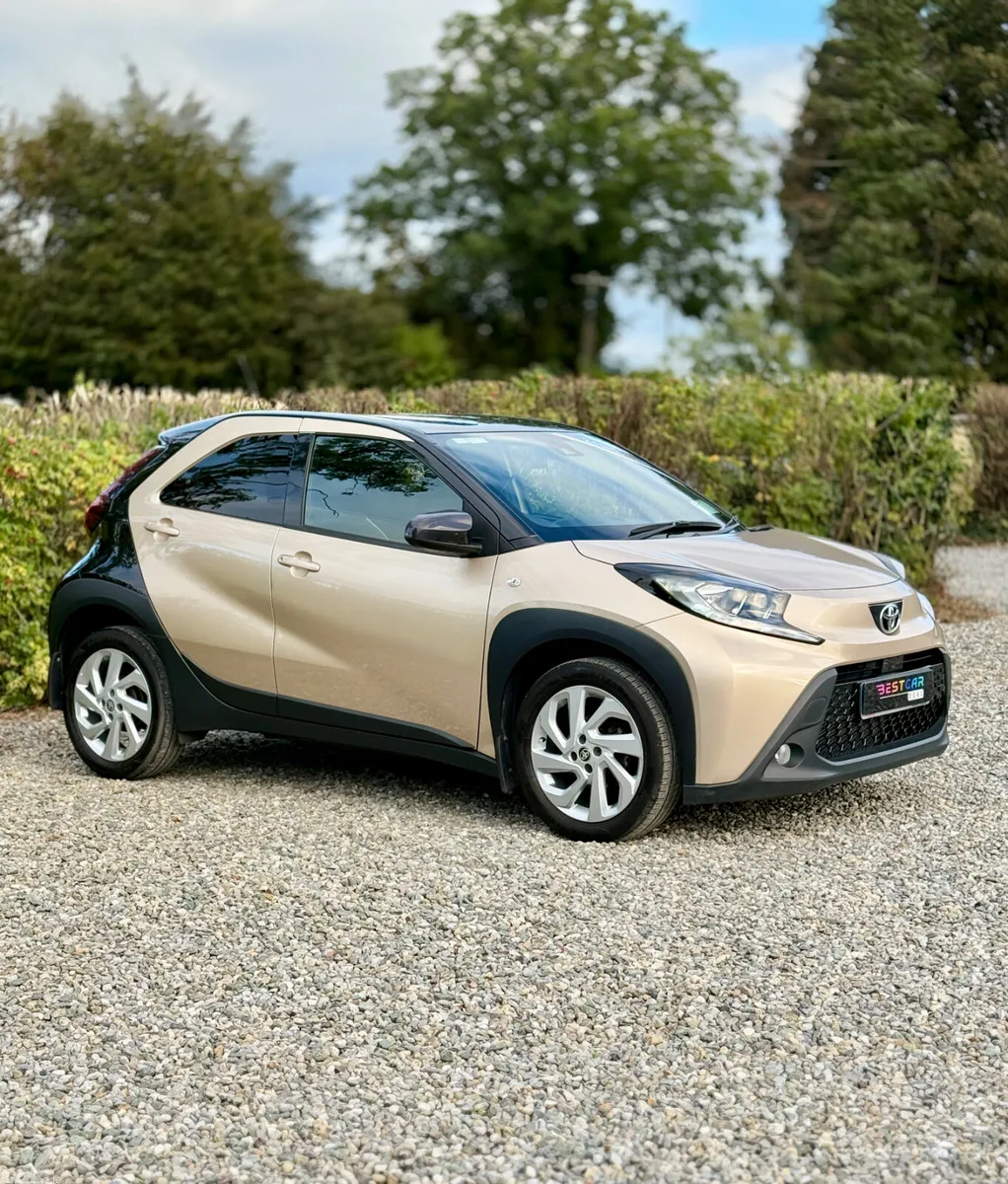 Toyota Aygo Hatchback, Petrol, 2022, Brown