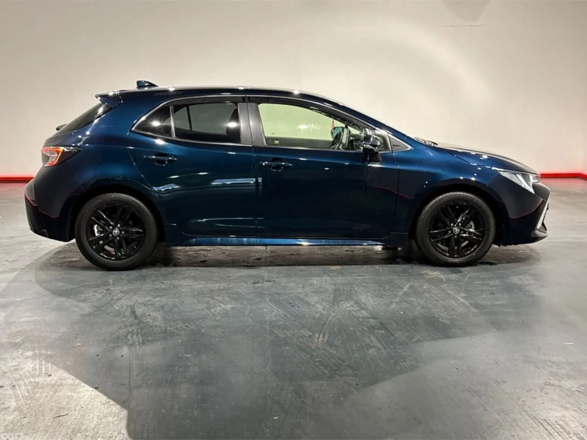 Toyota Corolla Hatchback, Petrol Hybrid, 2020, Blue