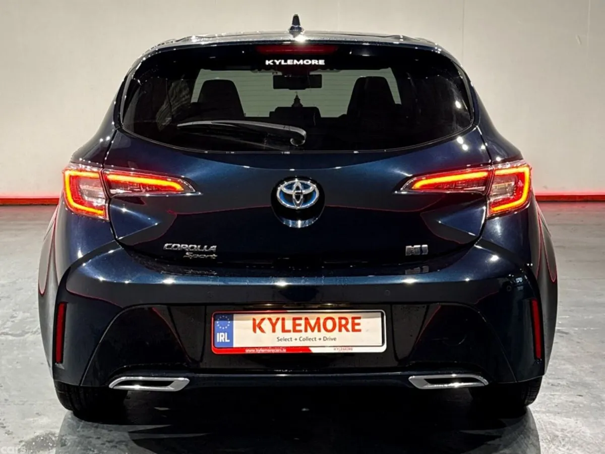 Toyota Corolla Hatchback, Petrol Hybrid, 2020, Blue