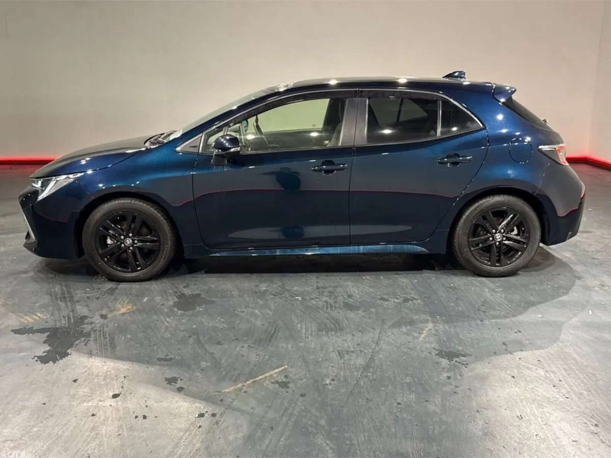 Toyota Corolla Hatchback, Petrol Hybrid, 2020, Blue