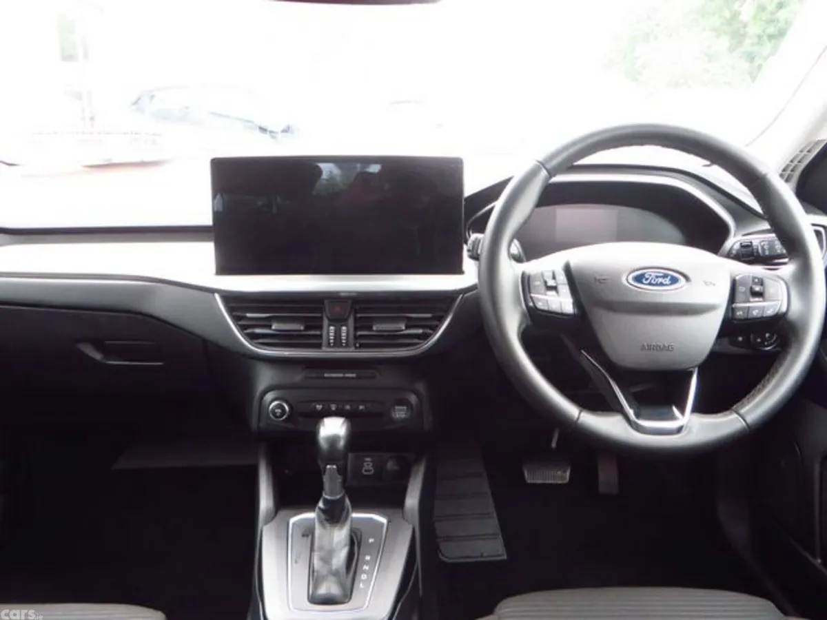 Ford Focus Hatchback, Petrol Hybrid, 2023, White