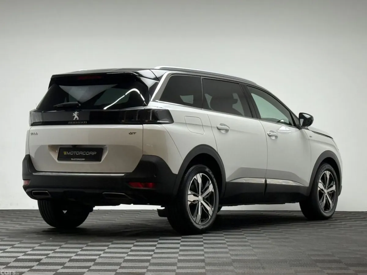 Peugeot 5008 MPV, Petrol, 2021, White