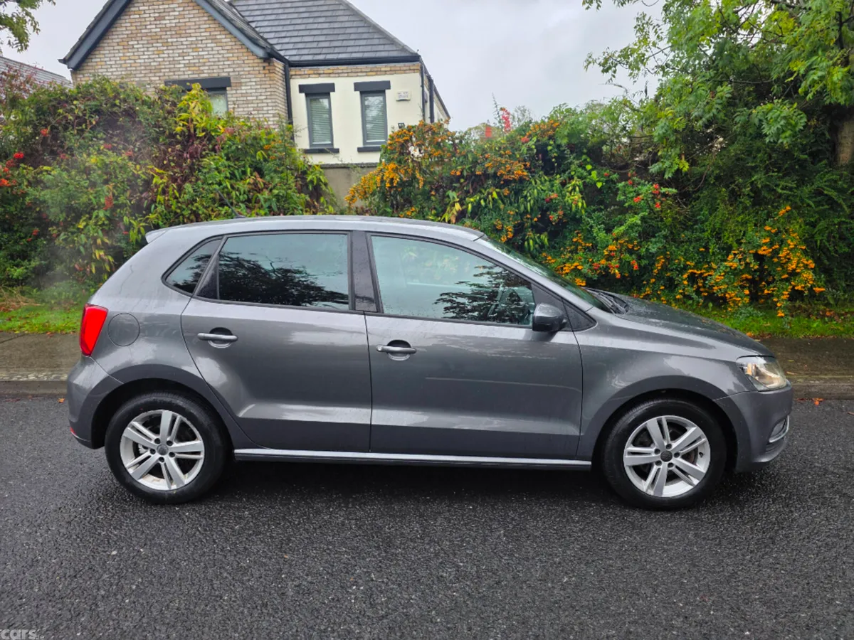 Volkswagen Polo Hatchback, Petrol, 2016, Grey
