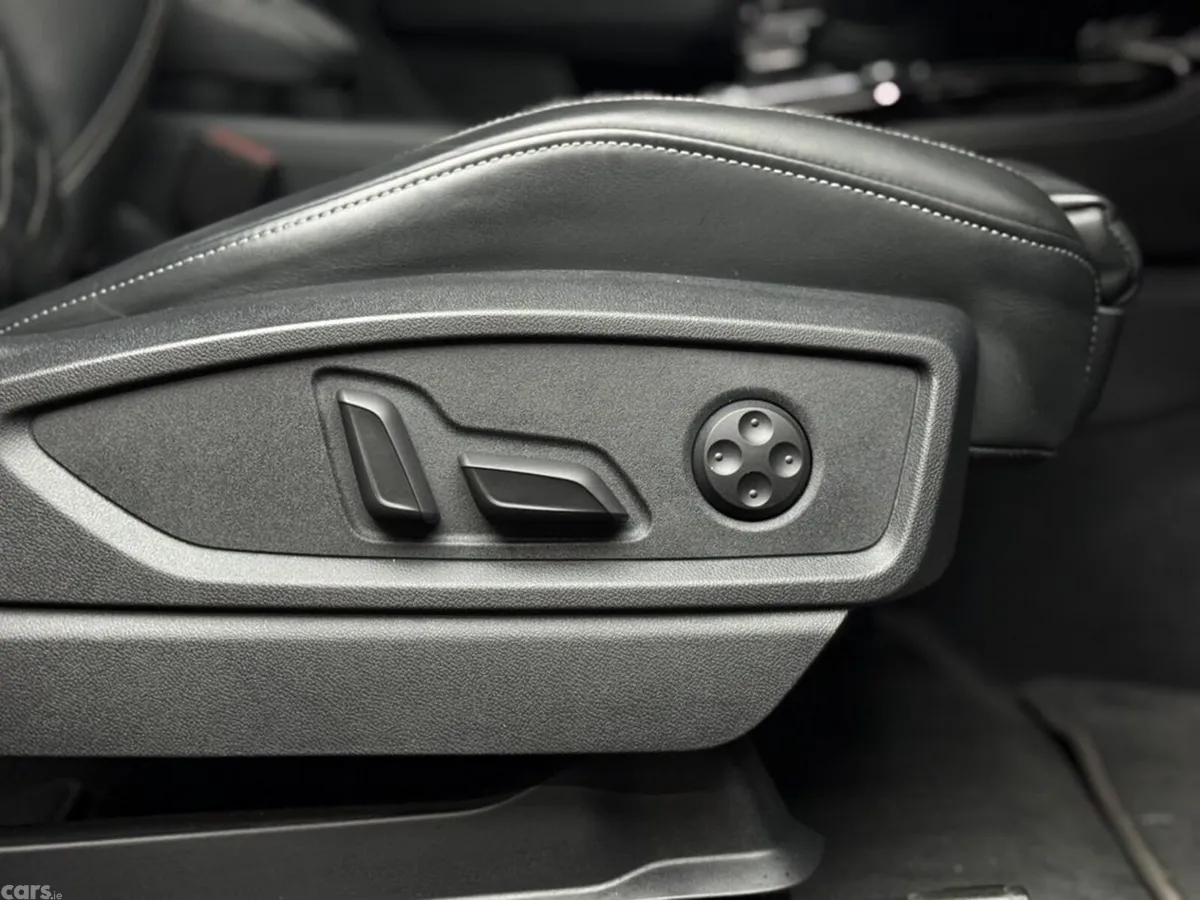 Audi Q5 SUV, Petrol Plug-in Hybrid, 2023, Black