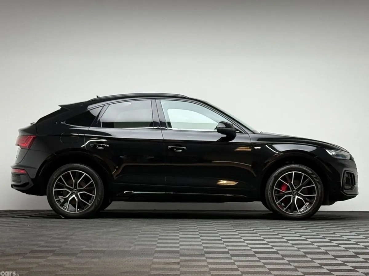 Audi Q5 SUV, Petrol Plug-in Hybrid, 2023, Black
