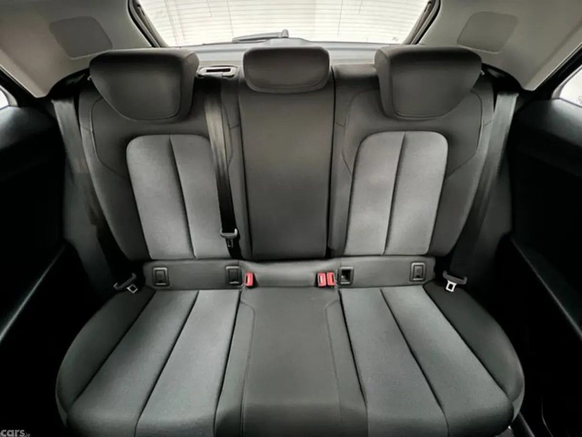 Audi Q2 Hatchback, Petrol, 2022, Blue