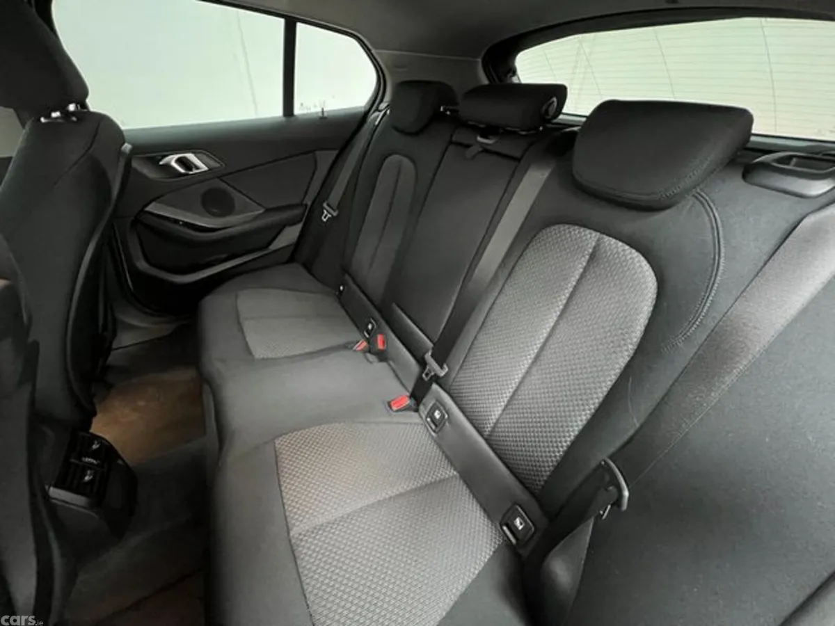BMW 1-Series Hatchback, Diesel, 2023, White