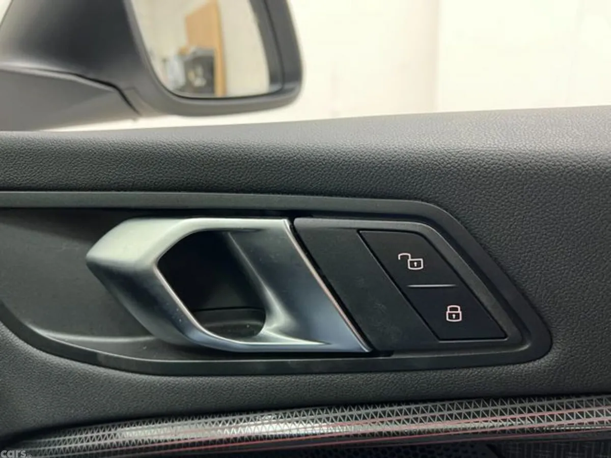 BMW 1-Series Hatchback, Diesel, 2023, White