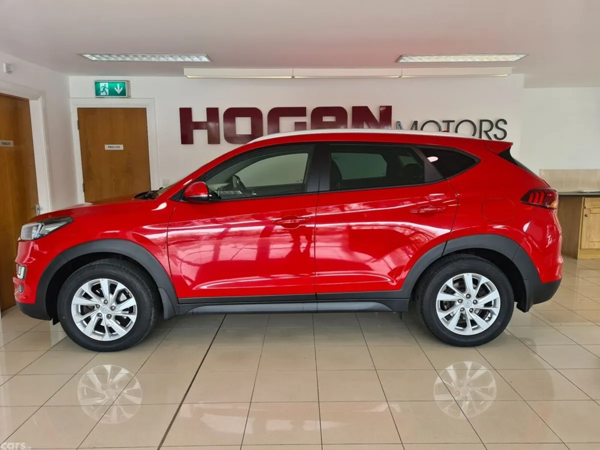 Hyundai Tucson SUV, Diesel, 2019, Red