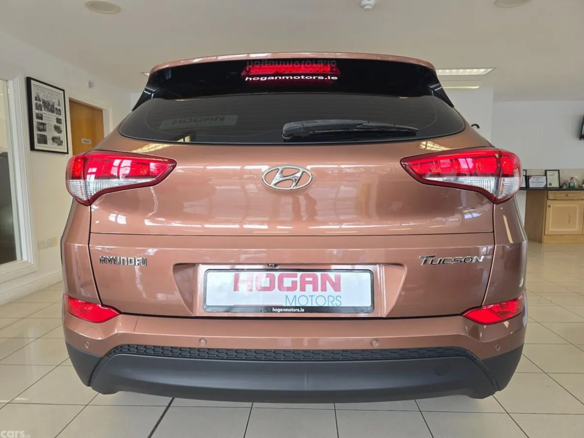 Hyundai Tucson SUV, Diesel, 2017, Brown