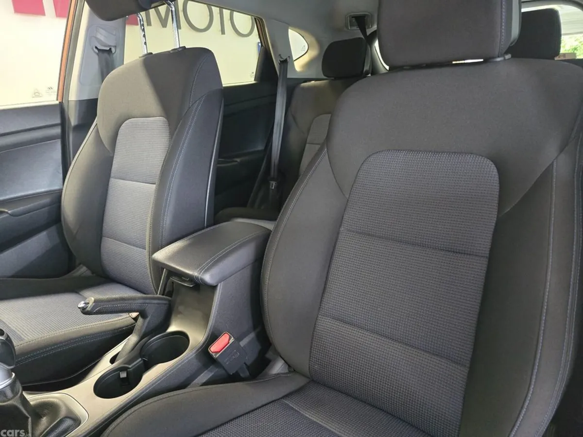 Hyundai Tucson SUV, Diesel, 2017, Brown