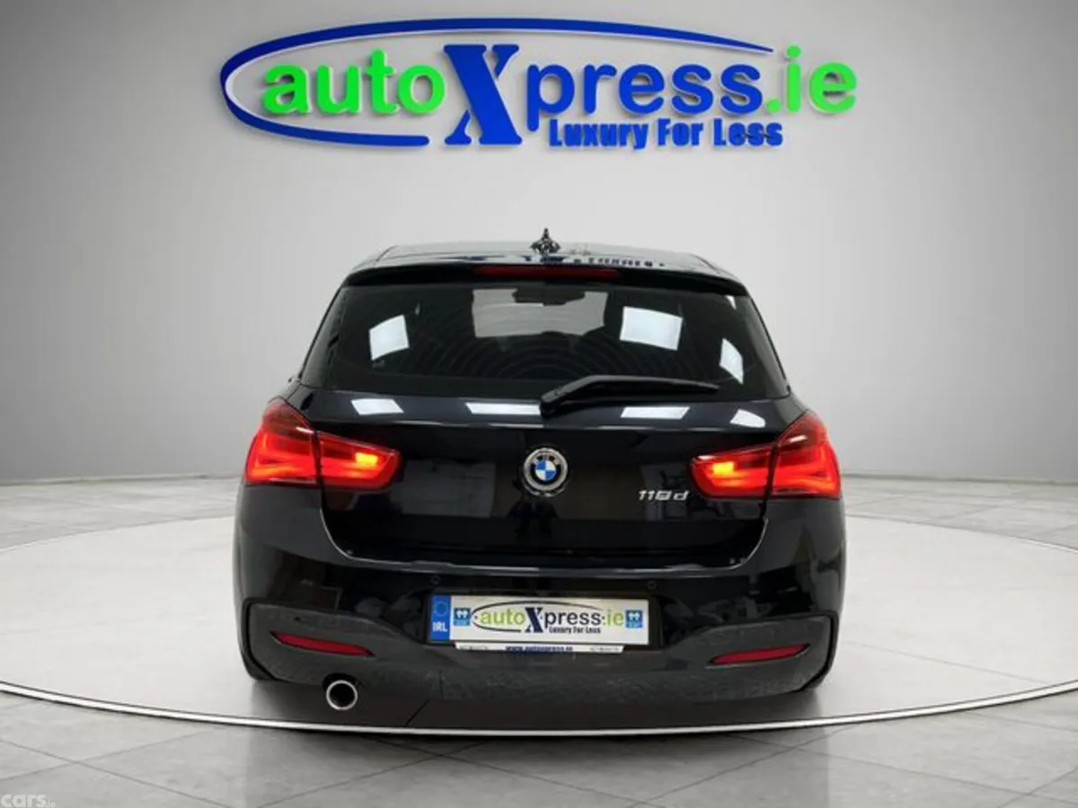 BMW 1-Series Hatchback, Diesel, 2017, Black