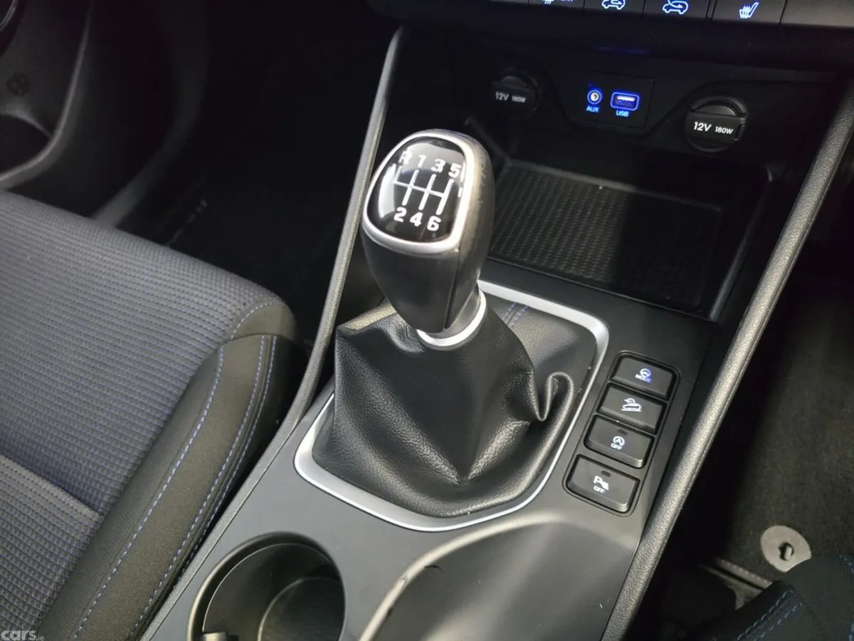 Hyundai Tucson SUV, Diesel, 2017, Brown