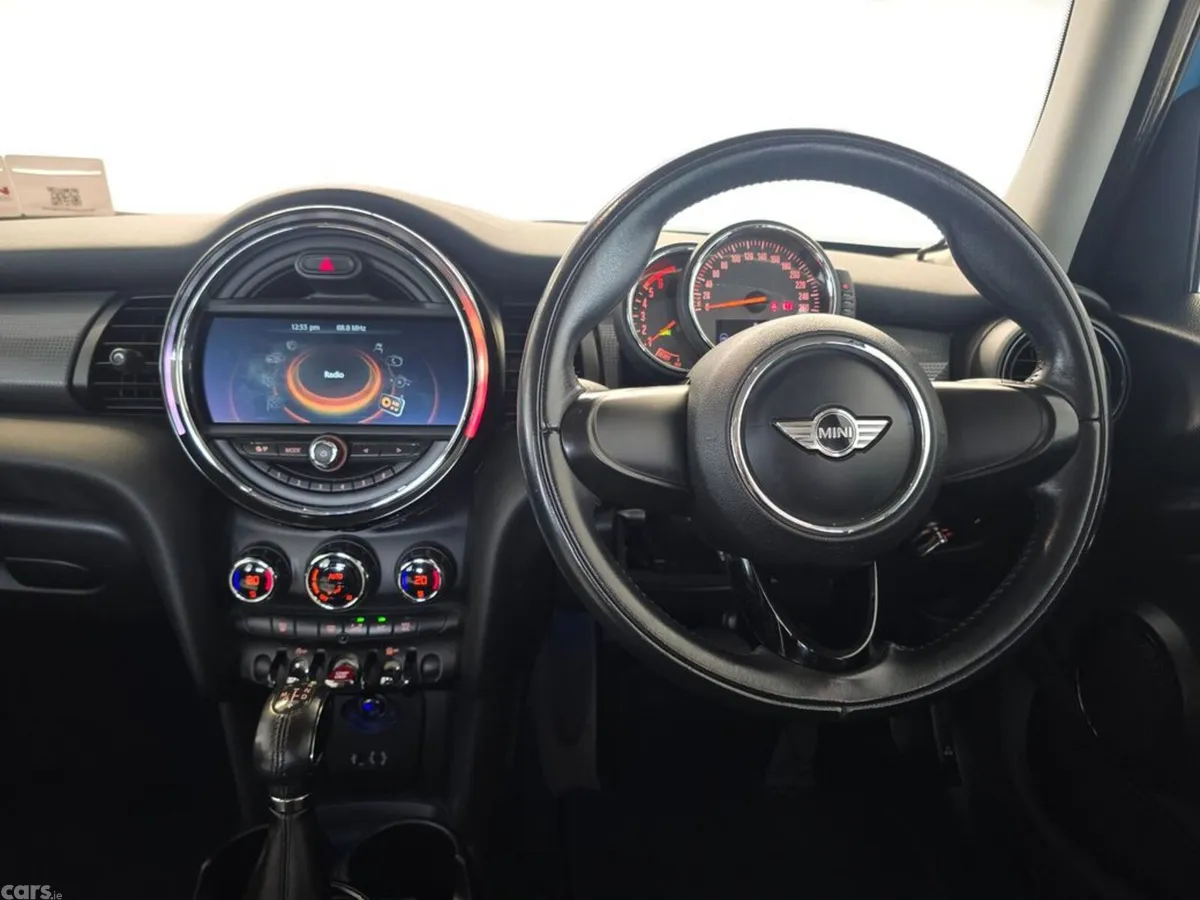 Mini Cooper Hatchback, Diesel, 2017, Blue