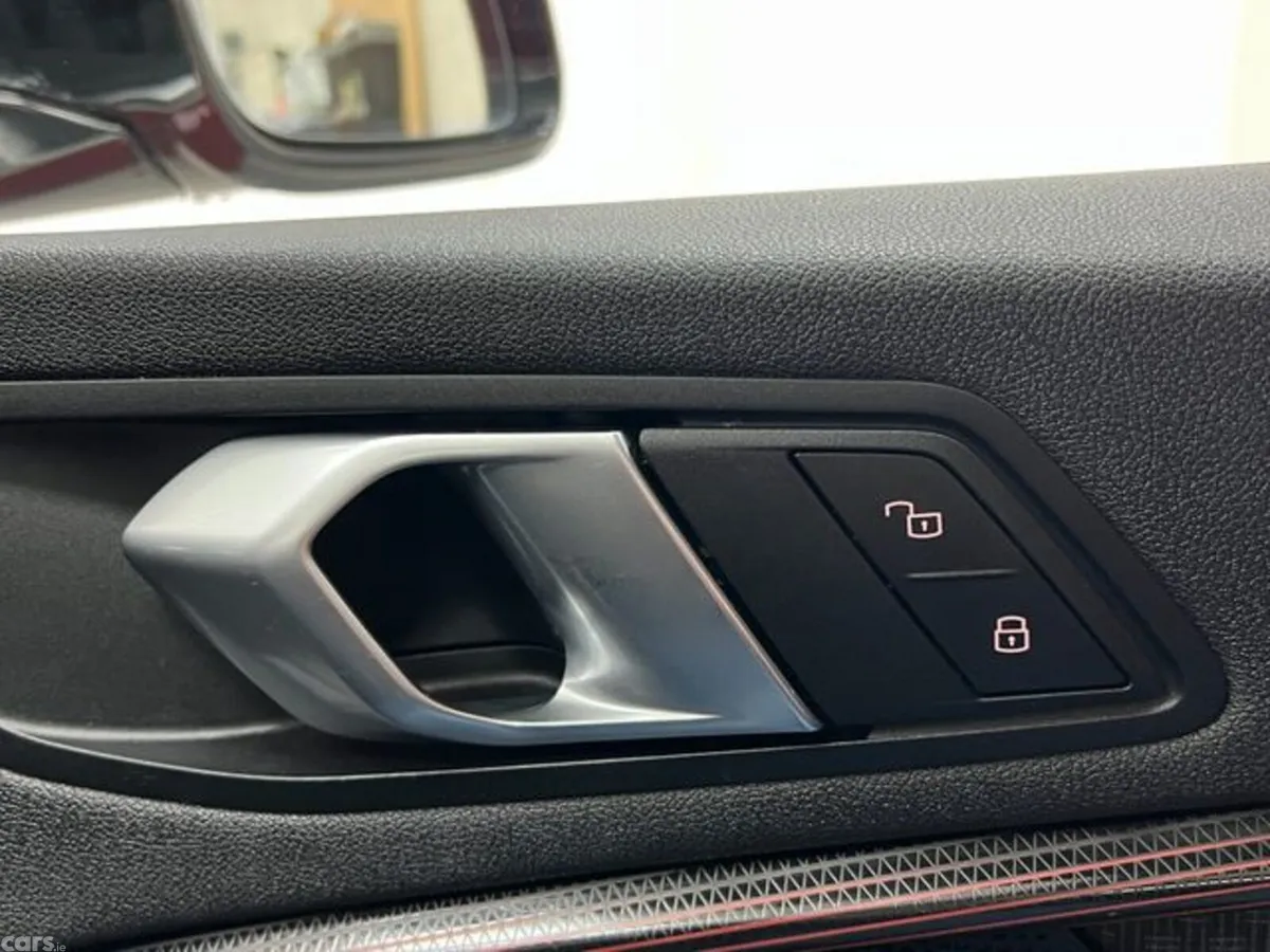 BMW 1-Series Hatchback, Diesel, 2020, Red