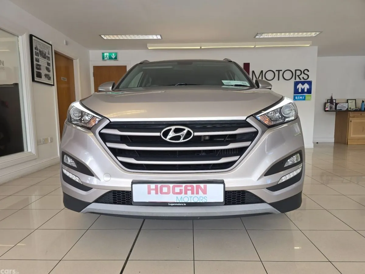 Hyundai Tucson MPV, Diesel, 2019, Beige