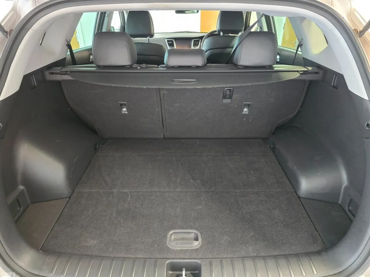 Hyundai Tucson MPV, Diesel, 2019, Beige