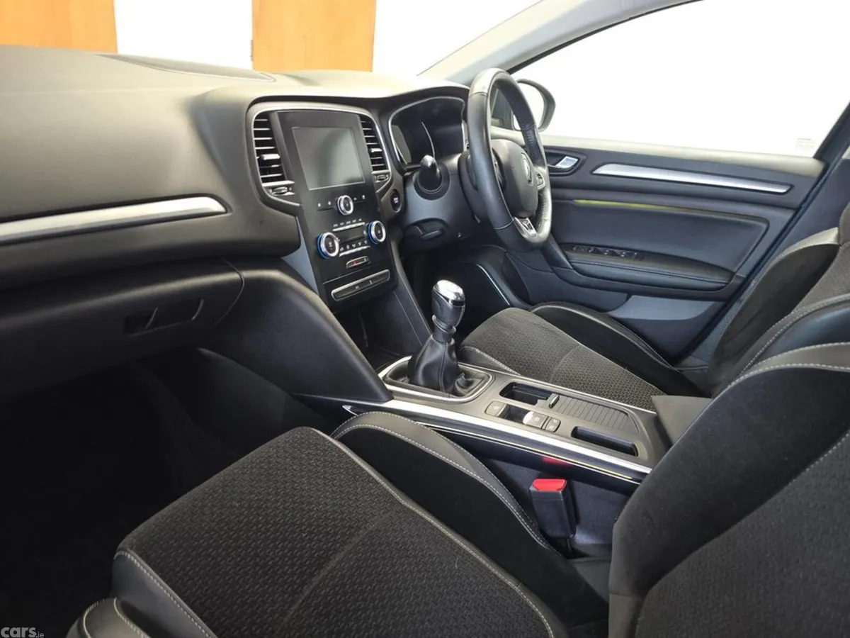Renault Megane Estate, Diesel, 2017, Grey