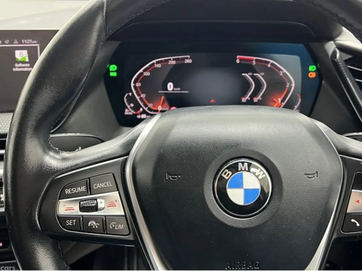 BMW 1-Series Hatchback, Diesel, 2020, Red