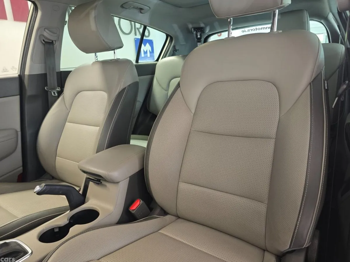 Kia Sportage MPV, Diesel, 2018, Grey