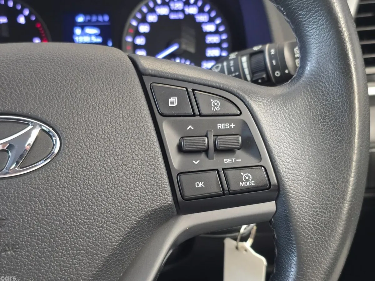Hyundai Tucson MPV, Diesel, 2019, Beige
