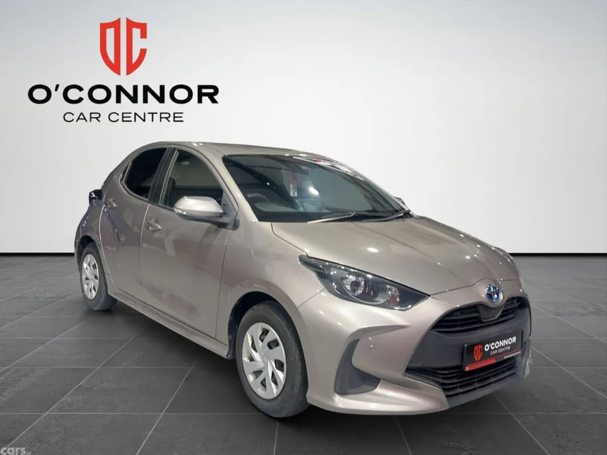 Toyota Yaris Hatchback, Petrol Hybrid, 2022, Brown