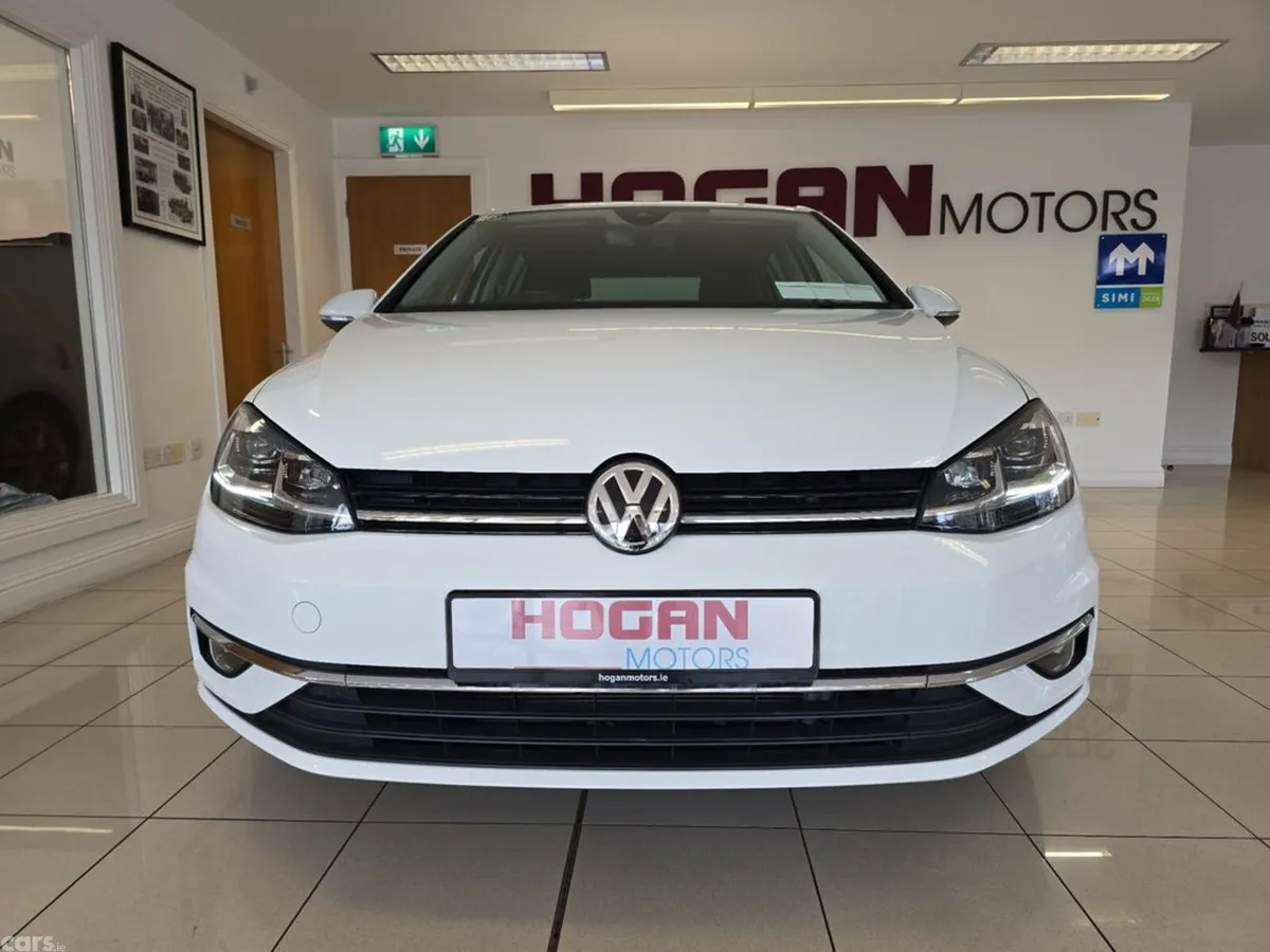 Volkswagen Golf Hatchback, Petrol, 2018, White