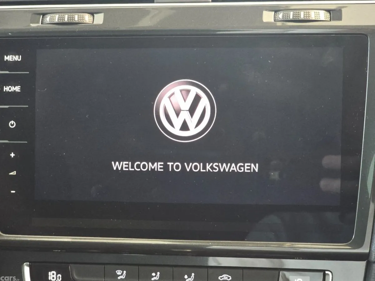 Volkswagen Golf Hatchback, Petrol, 2018, White