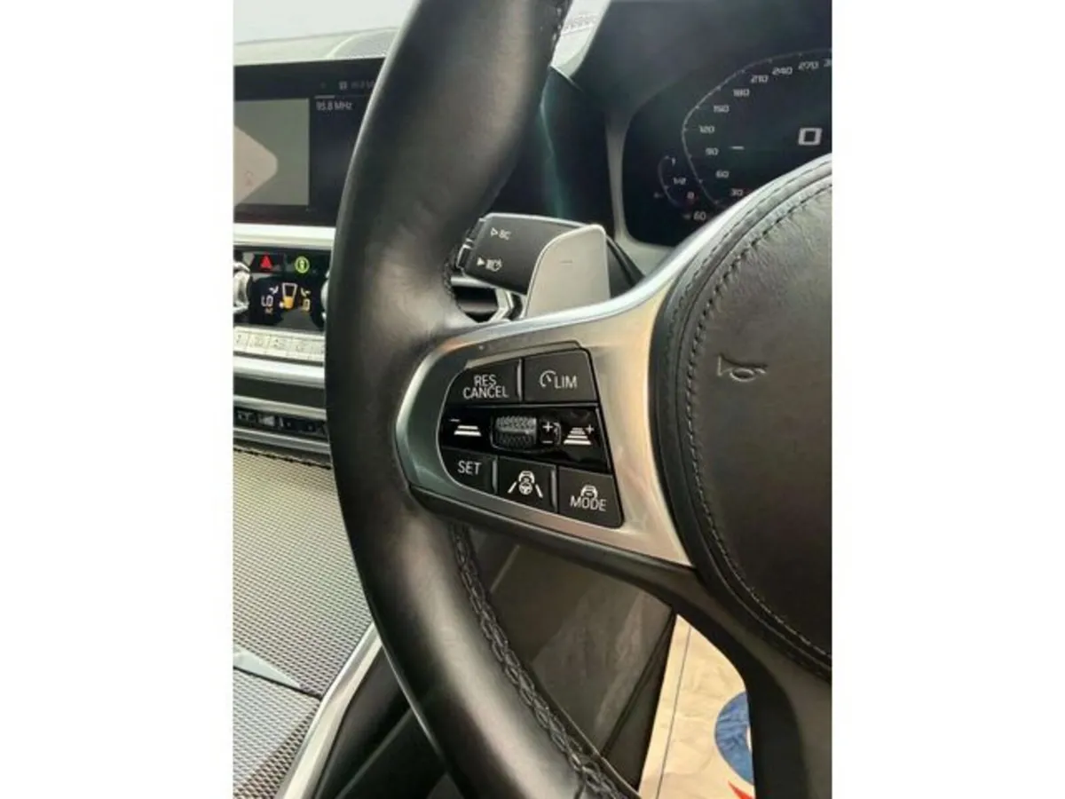 BMW 3-Series Estate, Diesel, 2021, White