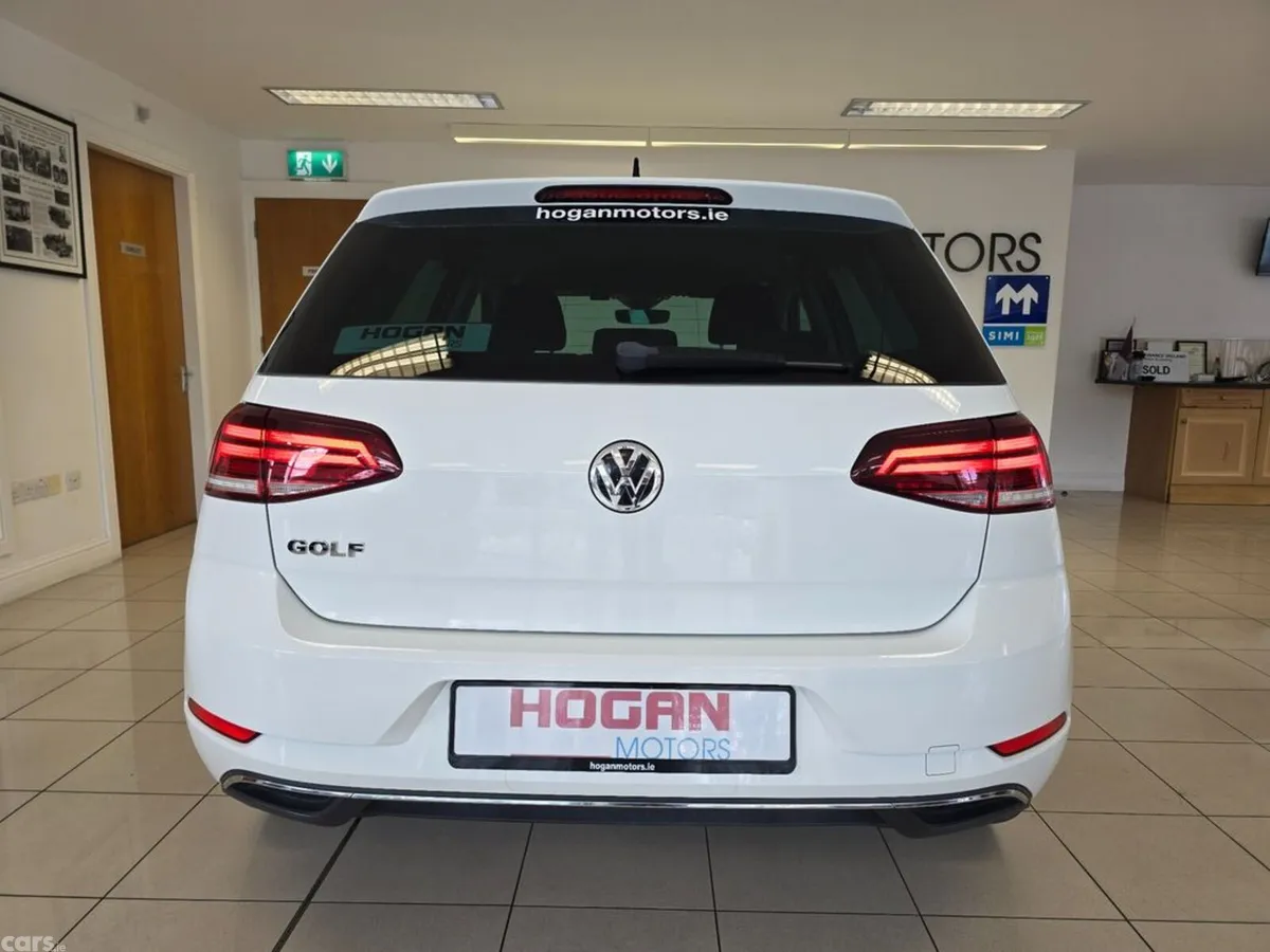 Volkswagen Golf Hatchback, Petrol, 2018, White
