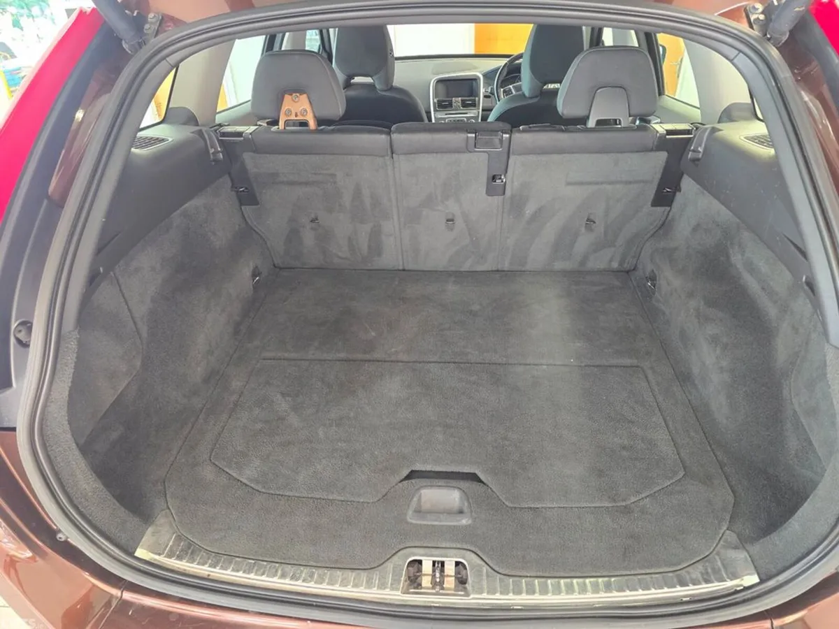 Volvo XC60 Estate, Diesel, 2014, Brown